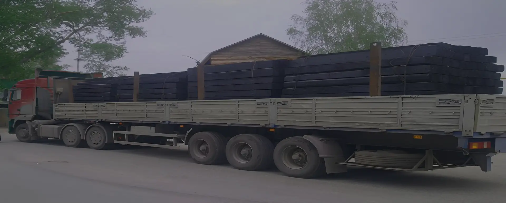 Сервис от транспортной компании по доставке шпал по России из Костромы автотранспортом